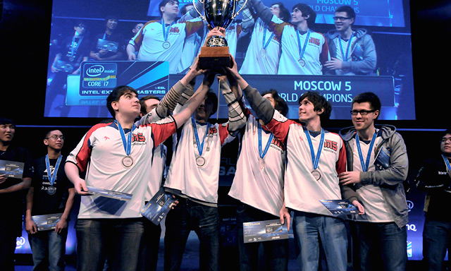 目前T1以7-1位列LCK联赛榜首，GEN和LSB都是6-2 Oner也以600点的POG点数来到排行榜第一名