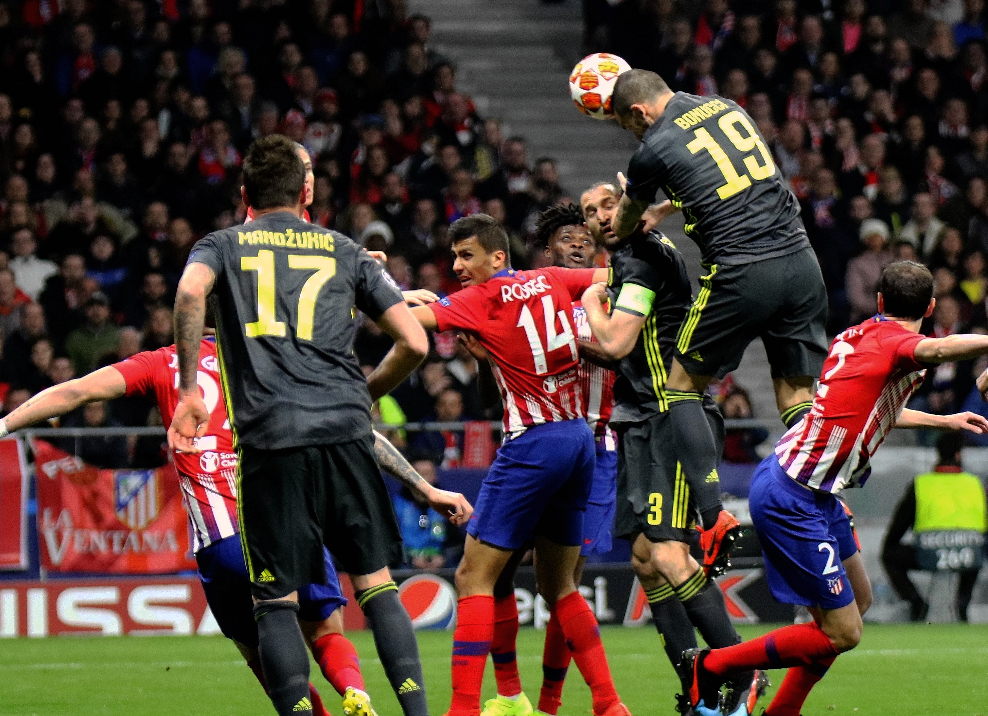 德拉富恩特：霍安·加西亚参加世界杯？怎么没人提桑切斯（德拉富恩特：都在谈霍安·加西亚进世界杯，桑切斯为何无人提及？）